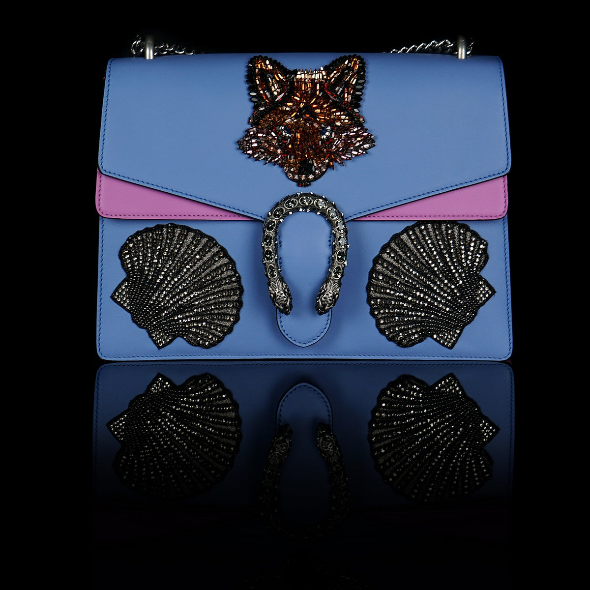 Gucci-Dionysus Shoulder Bag-Selfridges exclusive Blue Leather, a material with low environmental, Pink sides Antique silver-toned hardware Fox's head and Shells design made with sequins Tiger head closure Interior zippered compartment Pocket under the flap External rear pocket Sliding chain strap can be worn as a shoulder strap with 35 drop or can be worn as a top handle with 22 drop Medium size: W30cm x H21cm x D10cm Suede lining with interior pockets Made in Italy The model is 178 cm-fabriqe.com