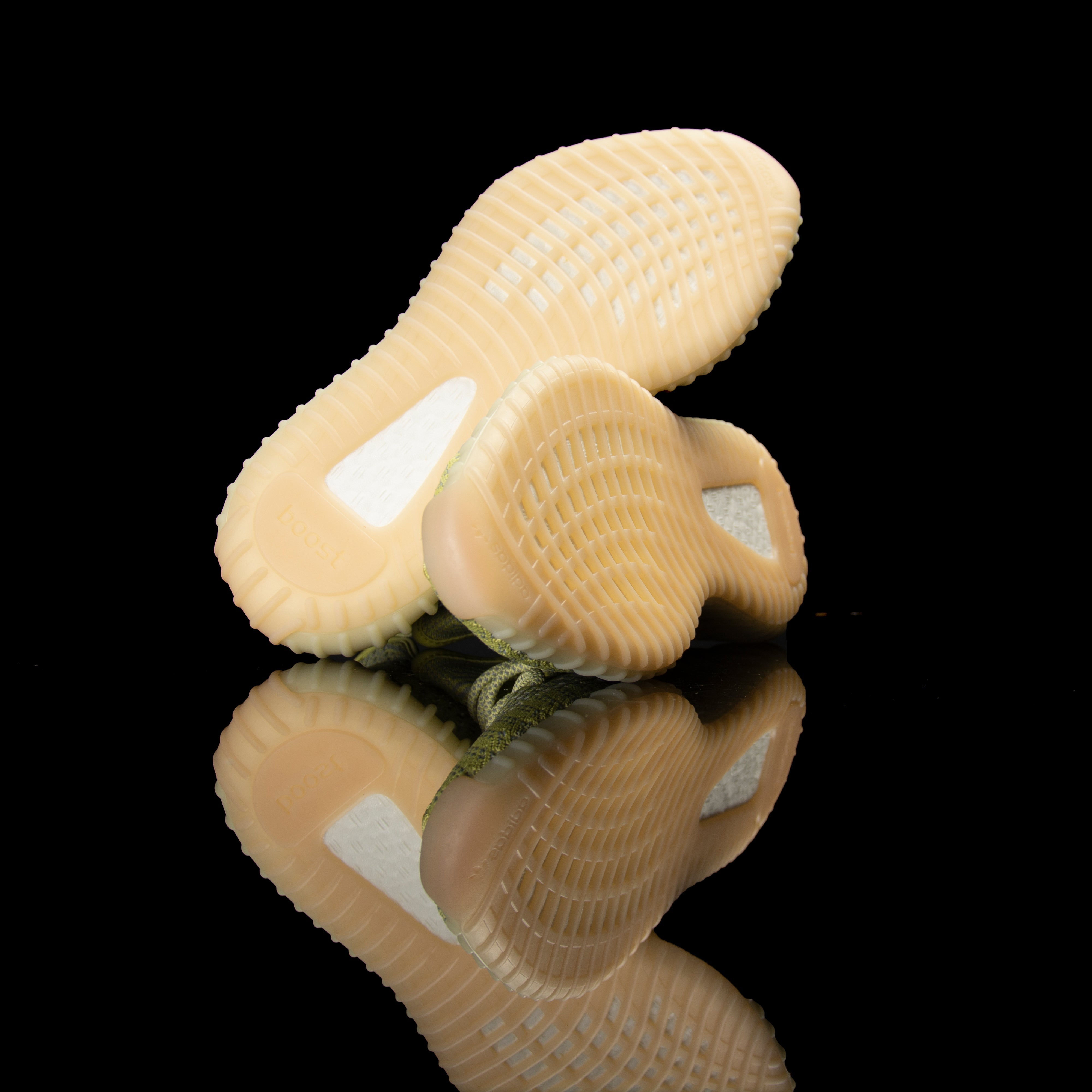 Adidas-Yeezy Boost 350-Product code: FV3250 Colour: Antlia/Antlia/Antlia Year of release: 2019-fabriqe.com