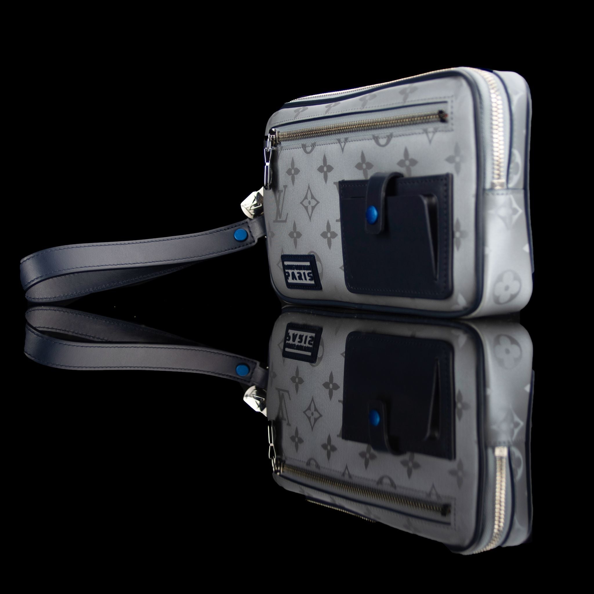 Louis Vuitton-Alpha Satellite Monogram Clutch-fabriqe.com