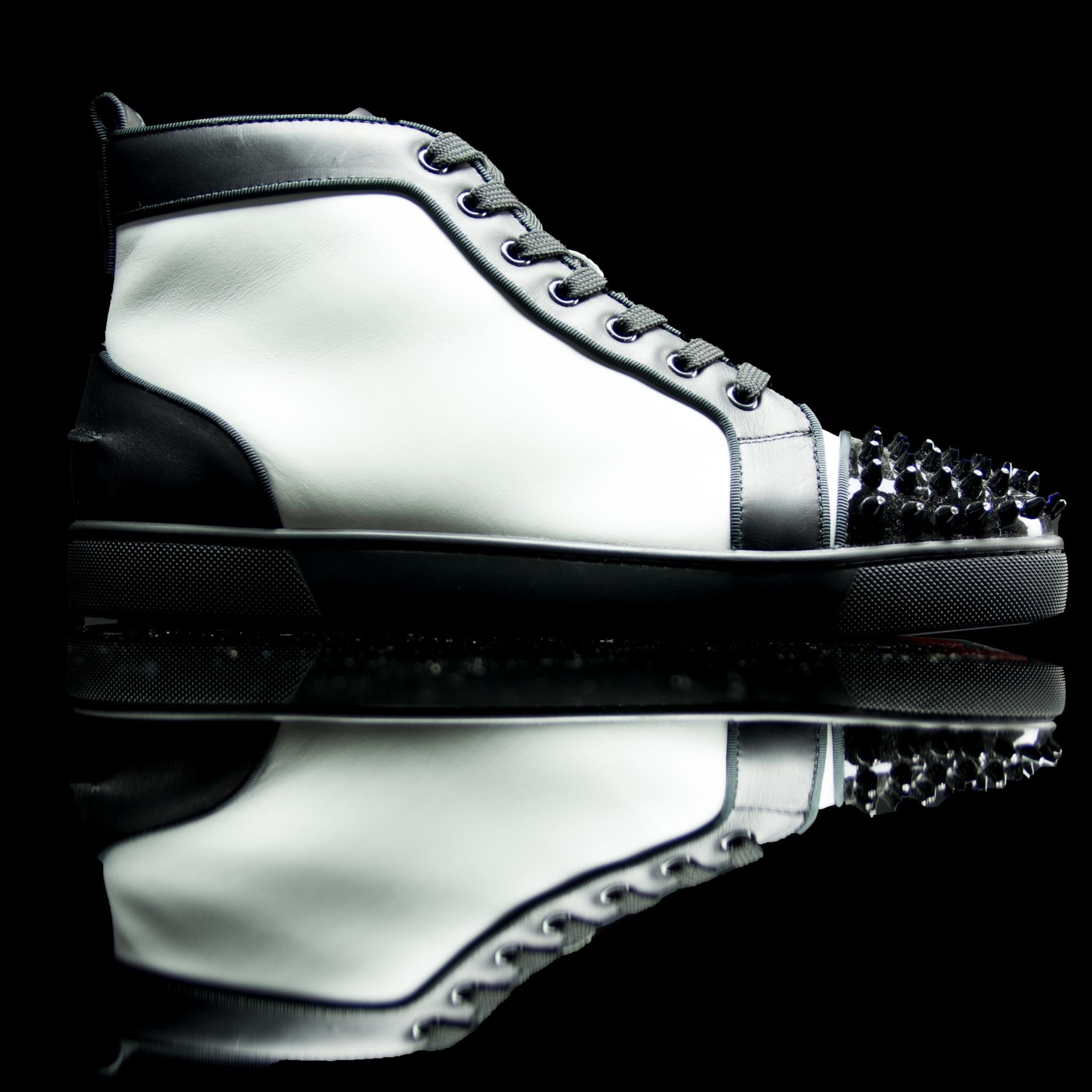 Christian Louboutin-Louis Flat High Spiked Toe-Product Code: 1150410 Colour: White, Black 2014 Release, Discontinued Material: Leather, Patent, Crystal Spikes-fabriqe.com