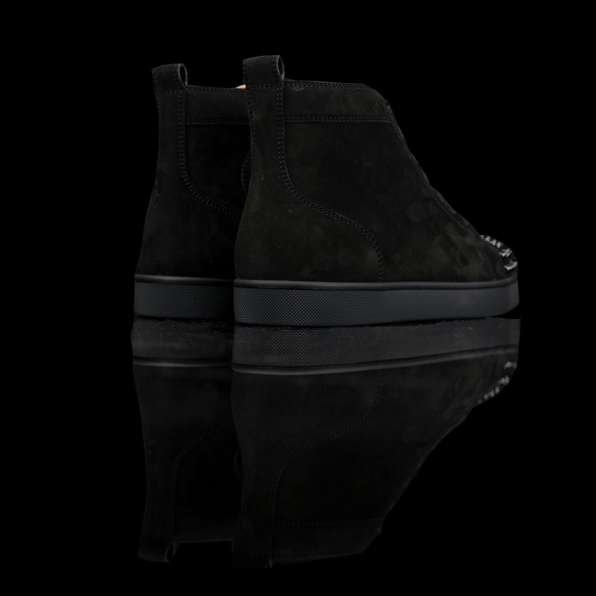 Christian Louboutin-Louis Flat High Spiked Toe-Pre Order Duration (3-5 Working Days) Product: 1140458 Colour: Black/Black Classic Material: Suede, Rubber Sole Mens Christian Louboutin Louis Spikes constructed in Flat Black Suede feature sleek looking spik