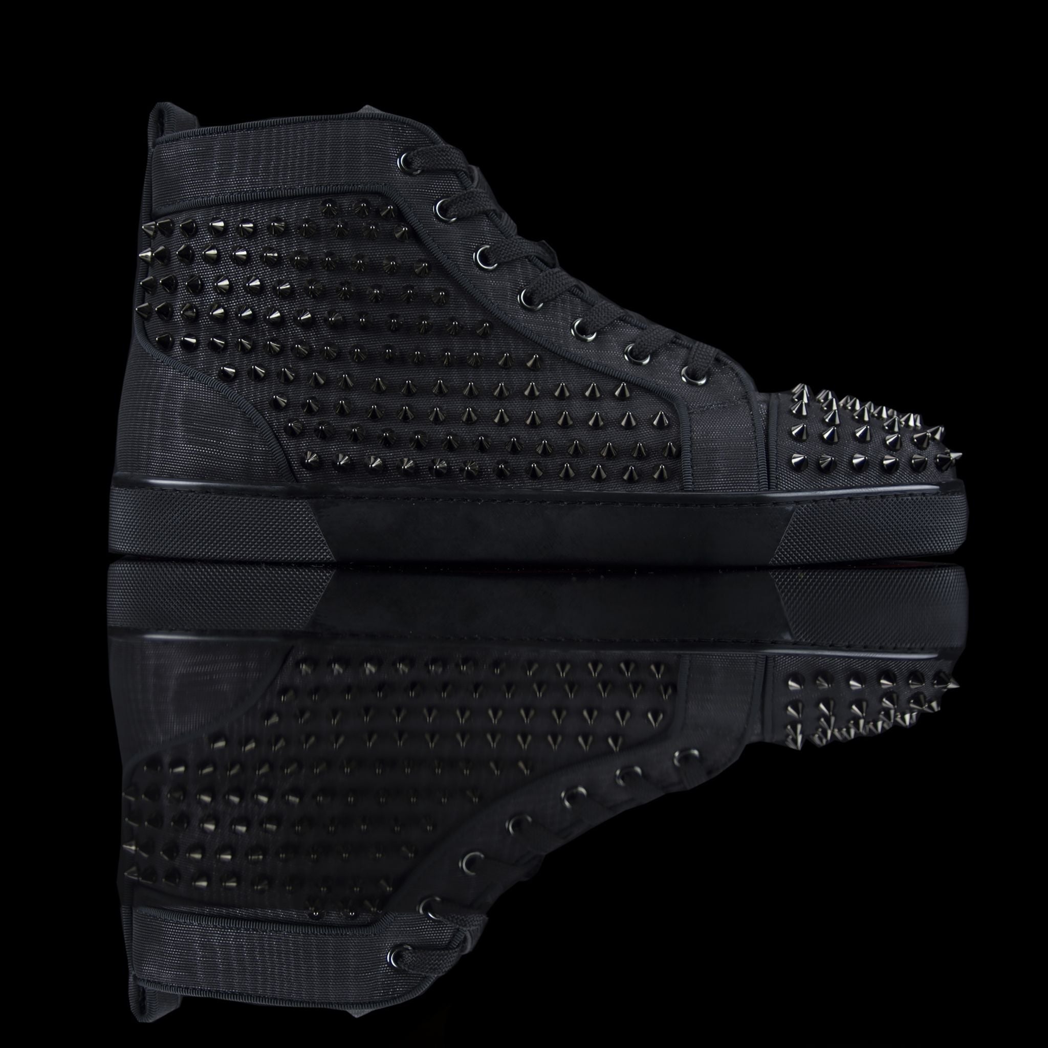 Christian Louboutin-Louis Flat High Spikes-Product Code: 1170699 Colour: Black 2017 Release, Discontinued Material: Canvas, Metal Spikes, Rubber Sole Mens Christian Louboutin Louis Flat Moire Patent Spikes constructed in Black Moire feature sleek looking