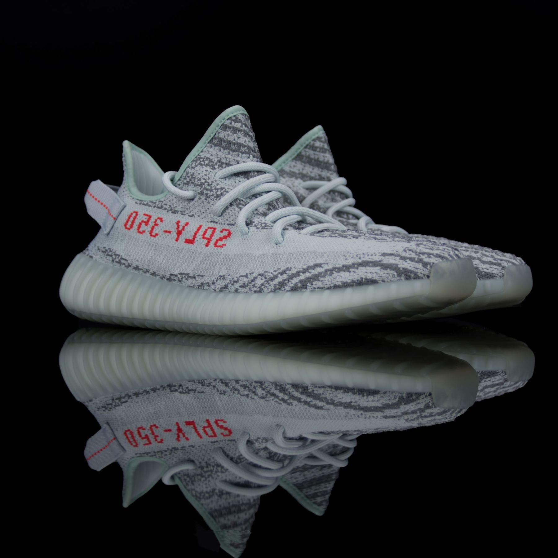 Adidas-Yeezy Boost 350-Product code: B37571 Colour: Blue Tint/Grey Three/High Risk Red Year of release: 2017-fabriqe.com