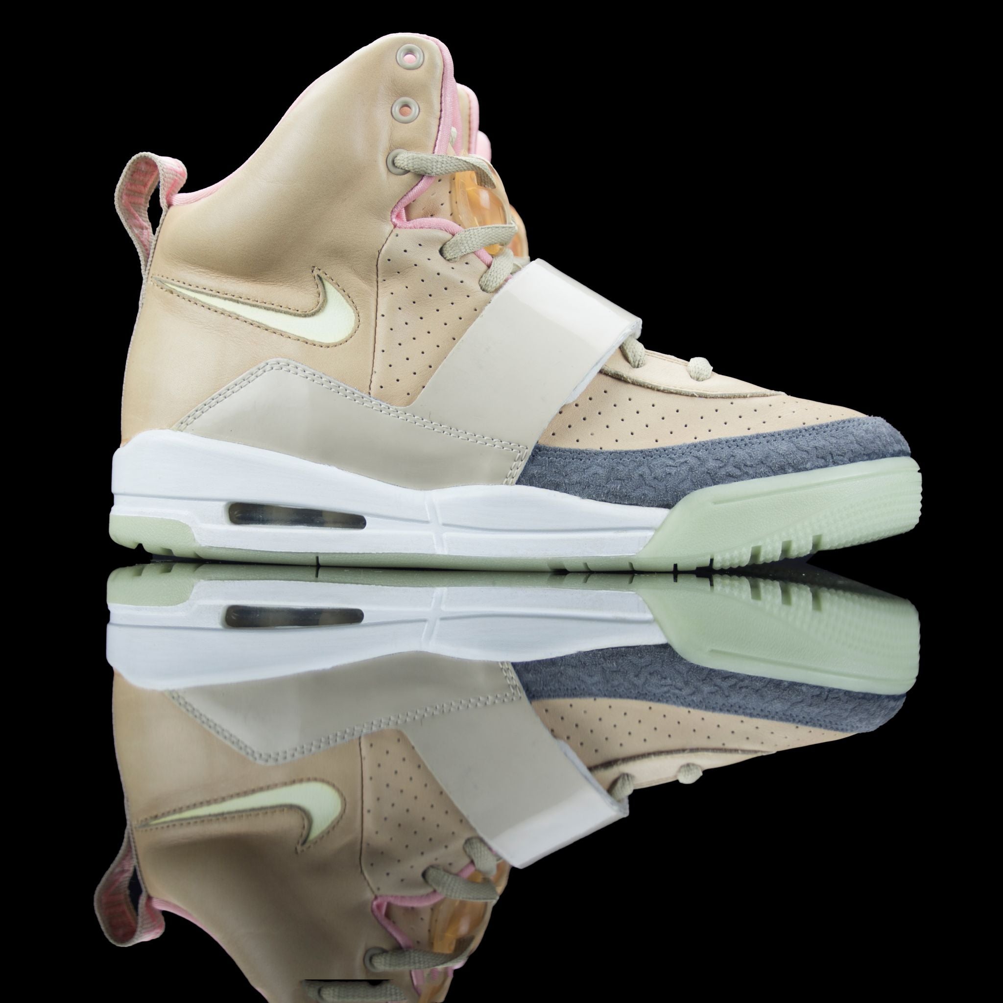 Nike-Air Yeezy 1-Product code: 366164-111 Colour: Net/Net Year of release: 2009-fabriqe.com