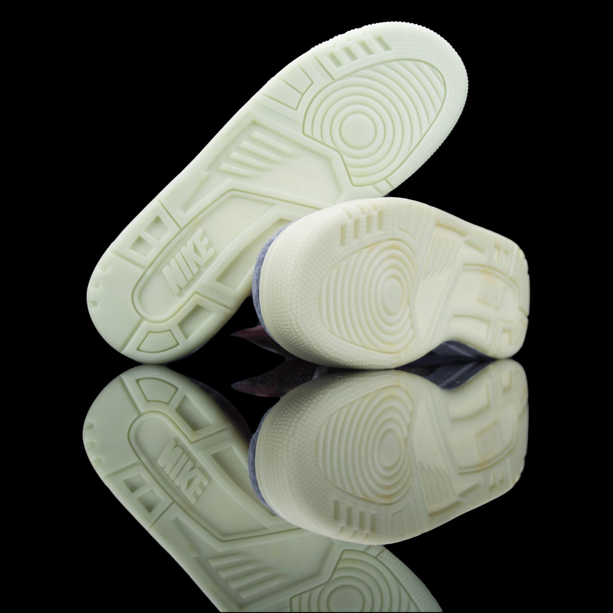 Nike-Air Yeezy 1-Product code: 366164-111 Colour: Net/Net Year of release: 2009-fabriqe.com