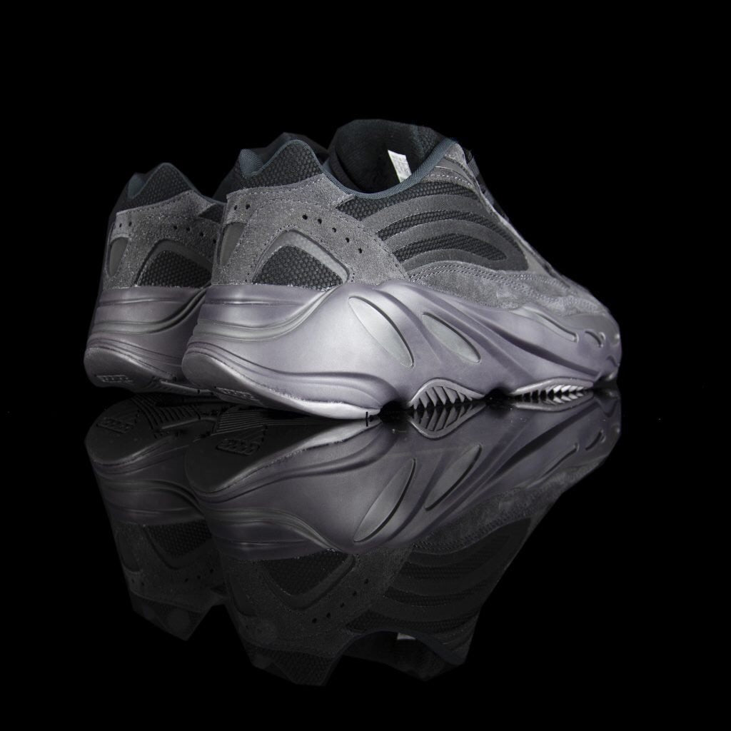 Adidas-Yeezy Boost 700-Product code: FU6684 Colour: Vanta/Vanta/Vanta Year of release: 2019-fabriqe.com