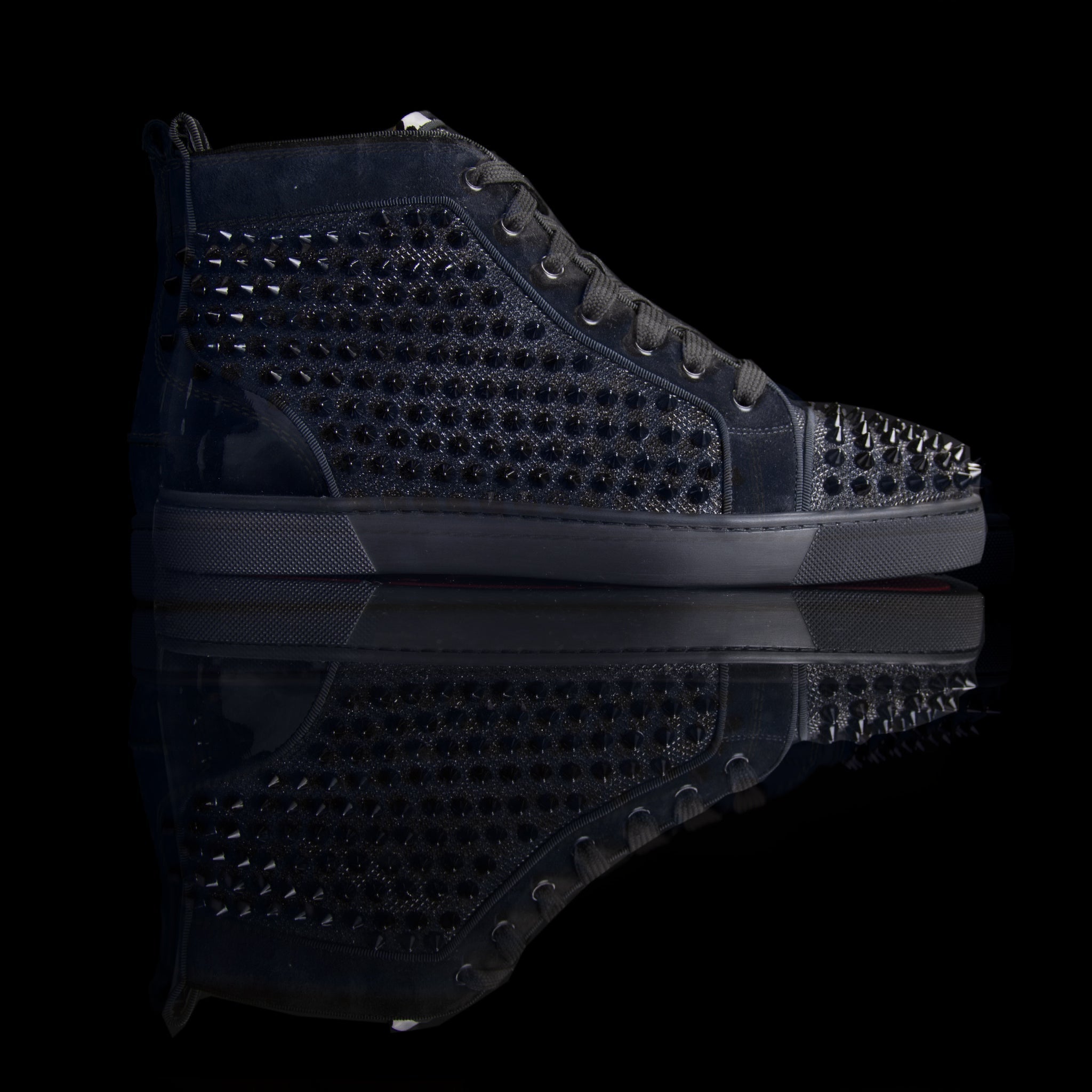 Christian Louboutin-Louis Orlato Flat Spikes-Colour: Black 2018 Release Material: Metal Spikes, Patent back, Suede trimming. Metal Spikes Discontinued-fabriqe.com