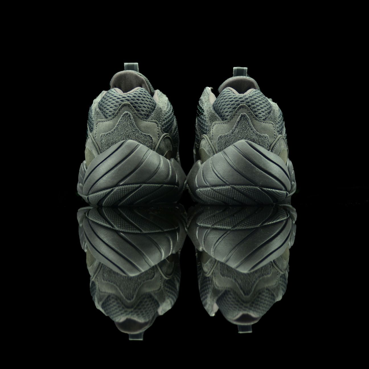 Adidas-Yeezy 500-Product code: F36640 Colour: Utility Black/Utility Black/Utility Black Year of release: 2018-fabriqe.com