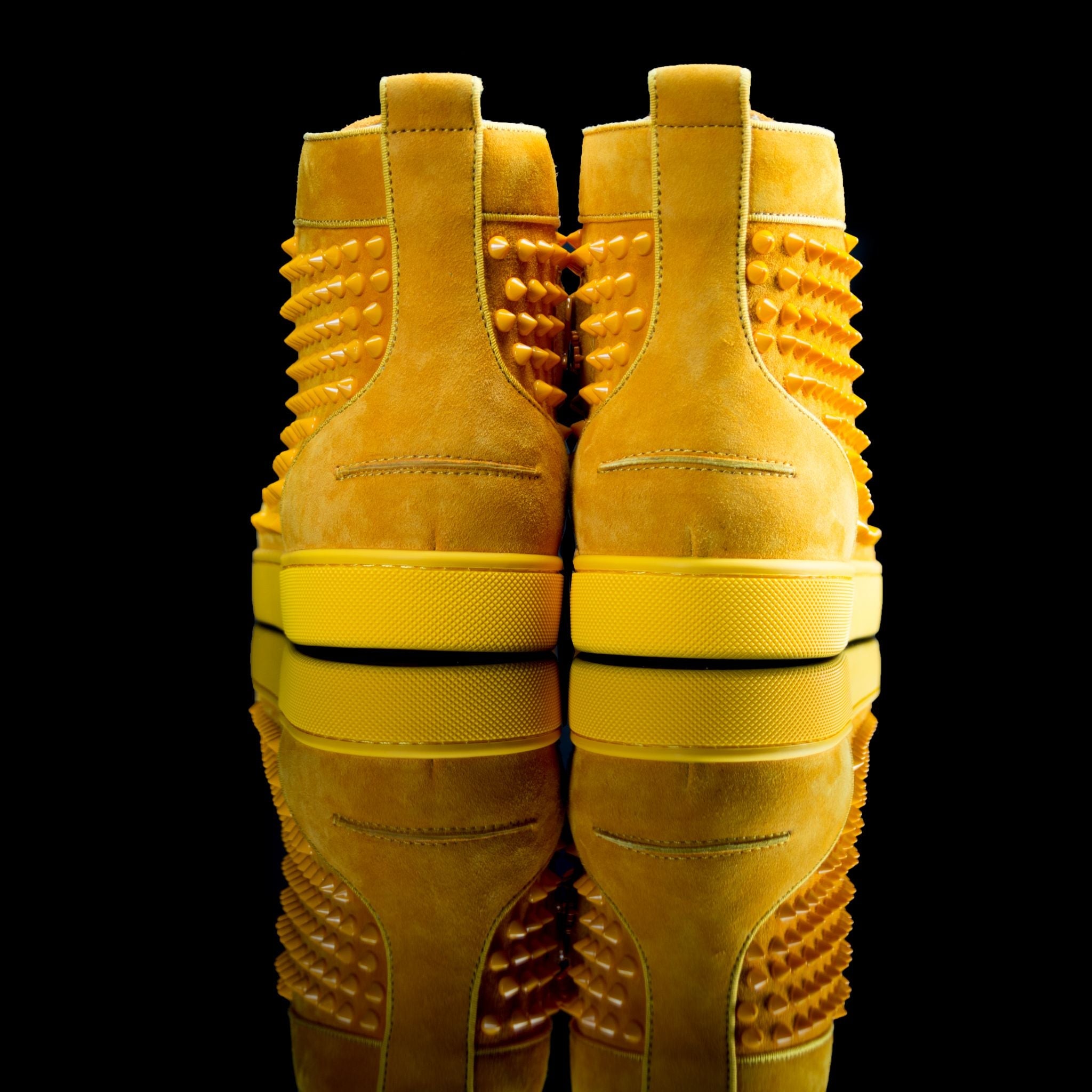 Christian Louboutin-Louis Flat High Spikes-Product Code: 3160092 Colour: Full Moon/Yellow Discontinued Material: Suede/Velour Rubber Sole Christian Louboutin Louis Flat Spikes Suede Yellow is on offer this season. Crafted in extroverted yellow and with si