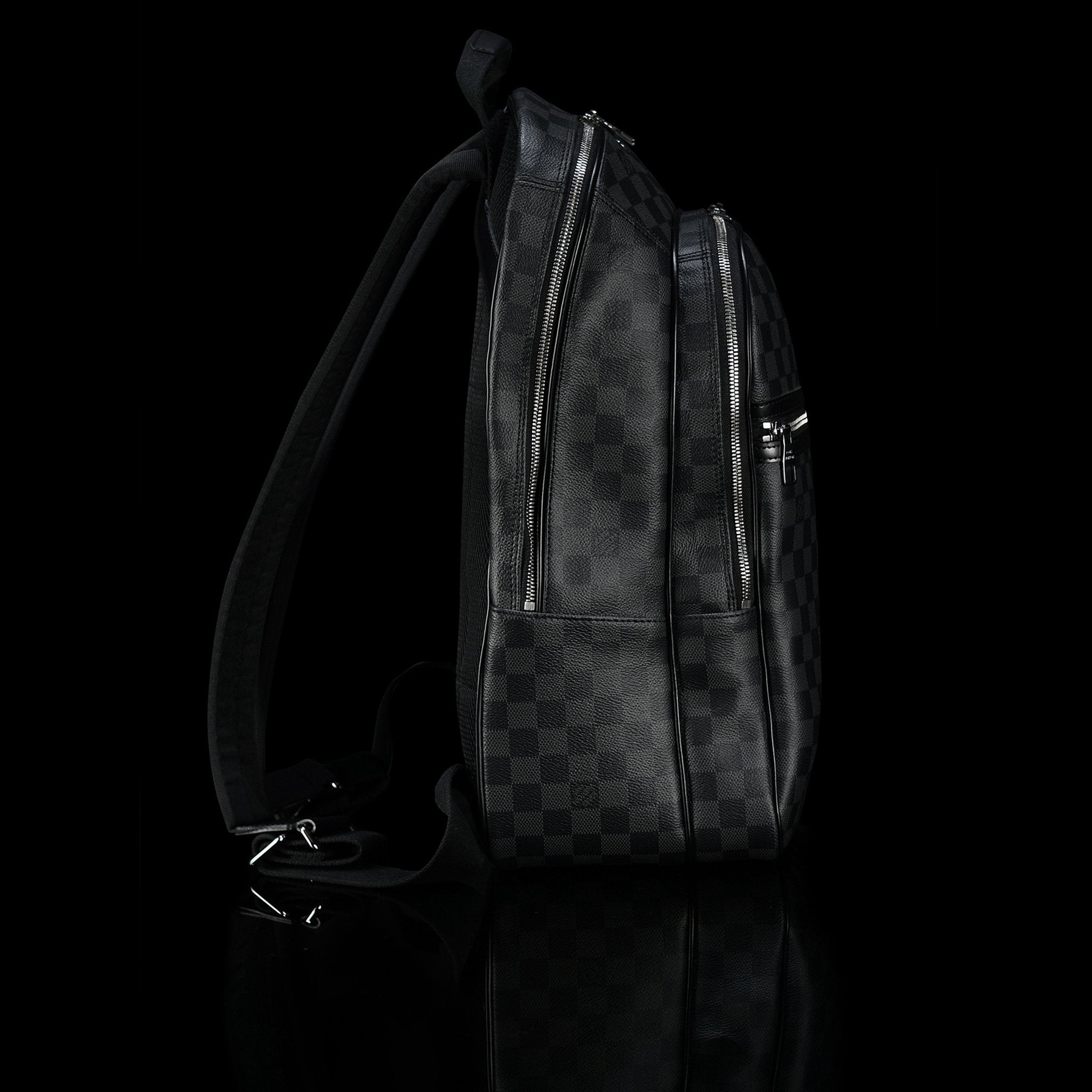 Louis Vuitton-GRAPHITE CANVAS-Colour: Graphite 17.72 x 6.69 inches ( height x width ) Cabin size Two zipped pockets on the exterior Foam padded computer pocket Mobile phone pocket Double zipper for security and convenience D-ring to clip keys-fabriqe.com