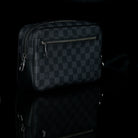 Louis Vuitton-Clutch Bag-9.4 x 6.3 x 2.4 inches9.4 x 6.3 x 2.4 inches ( length x height x width ) 1 exterior zipped pocket Silver color metallic pieces 10 card slots Multiple flat pockets-fabriqe.com