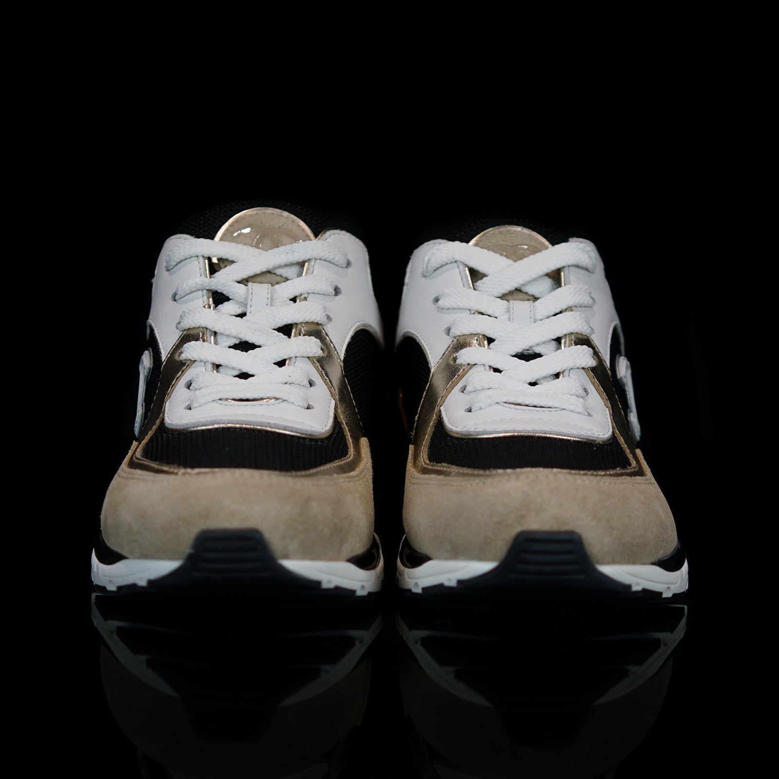 25S ヘビロテ確定♡CHANEL 異素材mixスニーカー Chanel CC Sneakers 2023 – Fabriqe
