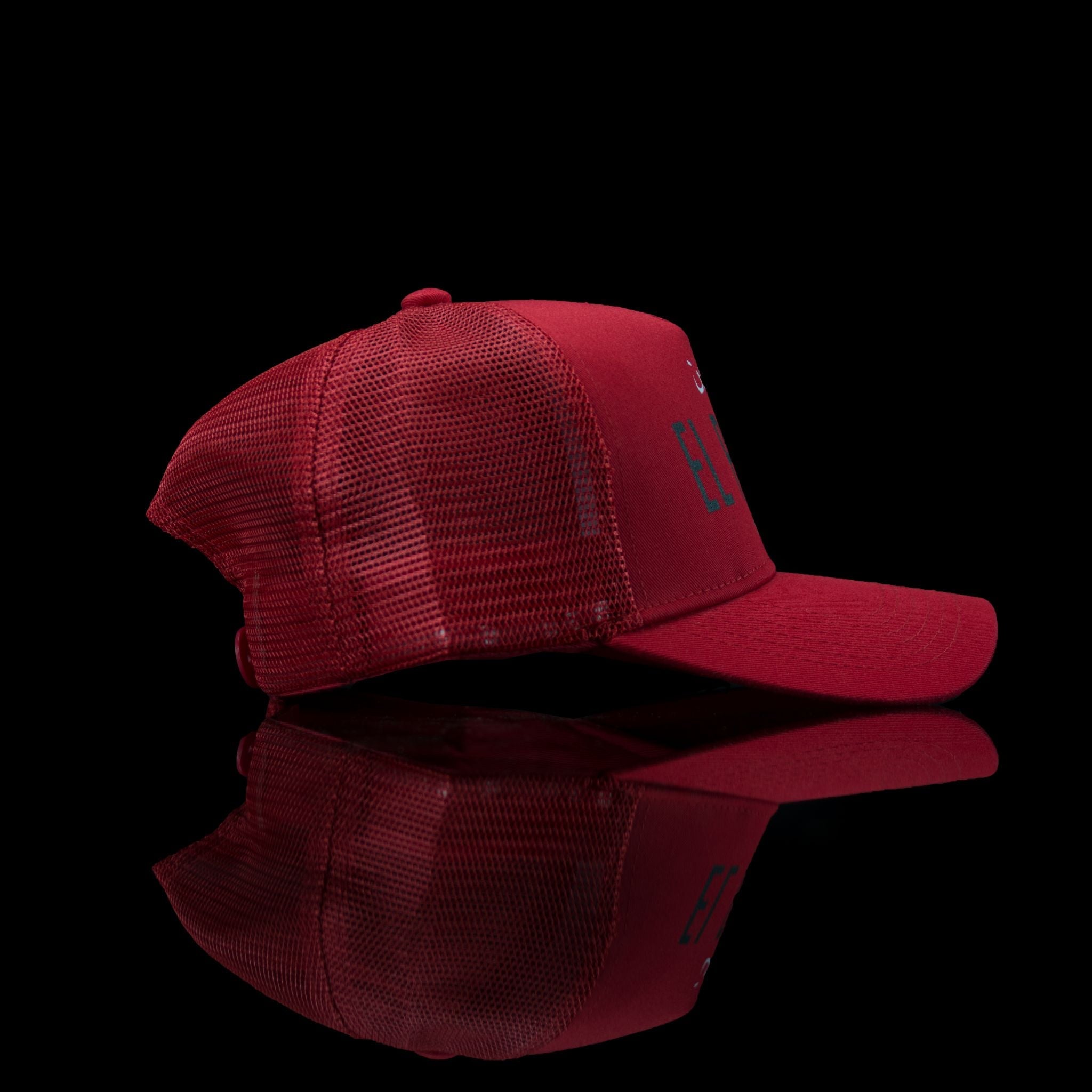 Sultan Est-Cap-El Patron (Arabic) One Size Fits All Red-fabriqe.com