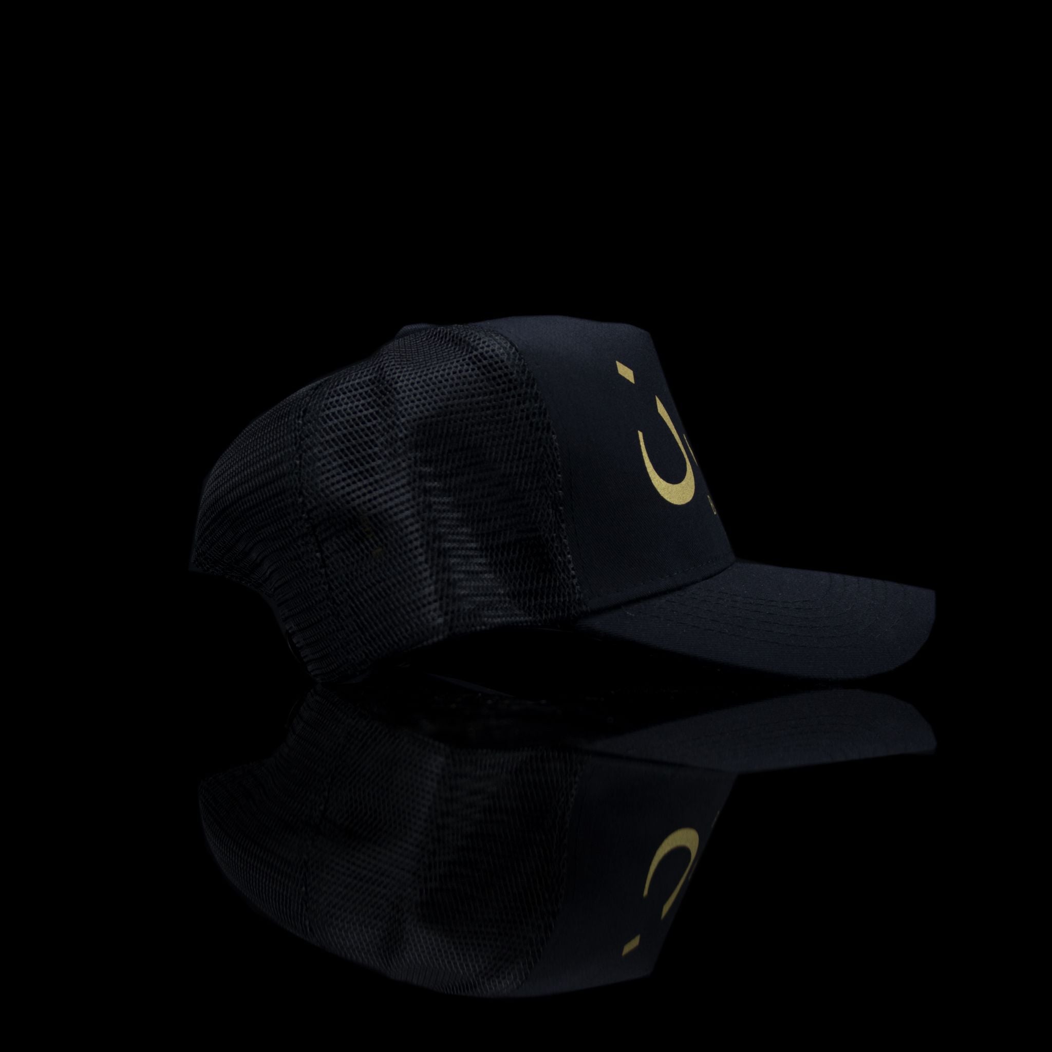Sultan Est-Cap-London (Arabic) One Size Fits All Black Gold-fabriqe.com