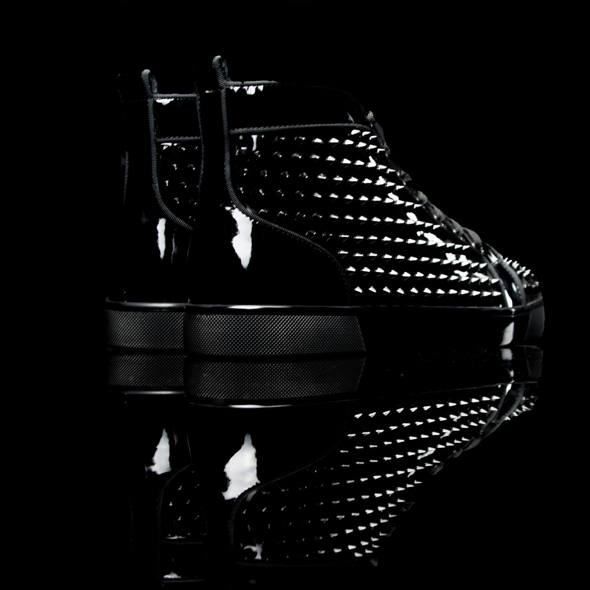 Christian Louboutin-Louis Flat-Colour: Black Patent 2014 Release, Discontinued Material: Leather Patent-fabriqe.com