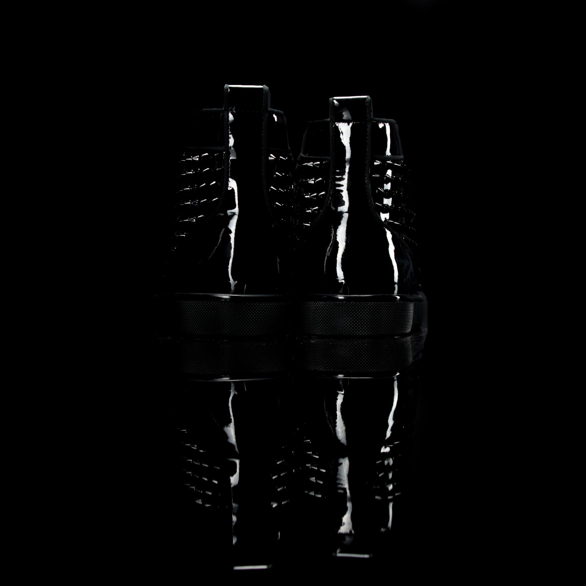 Christian Louboutin-Louis Flat-Colour: Black Patent 2014 Release, Discontinued Material: Leather Patent-fabriqe.com