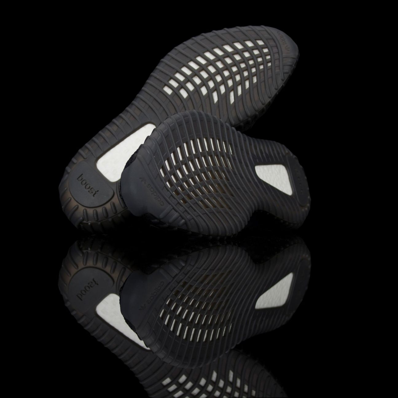 Adidas-Yeezy Boost 350-Product code: BY1605 Colour: Core Black/Copper/Core Black Year of release: 2016-fabriqe.com