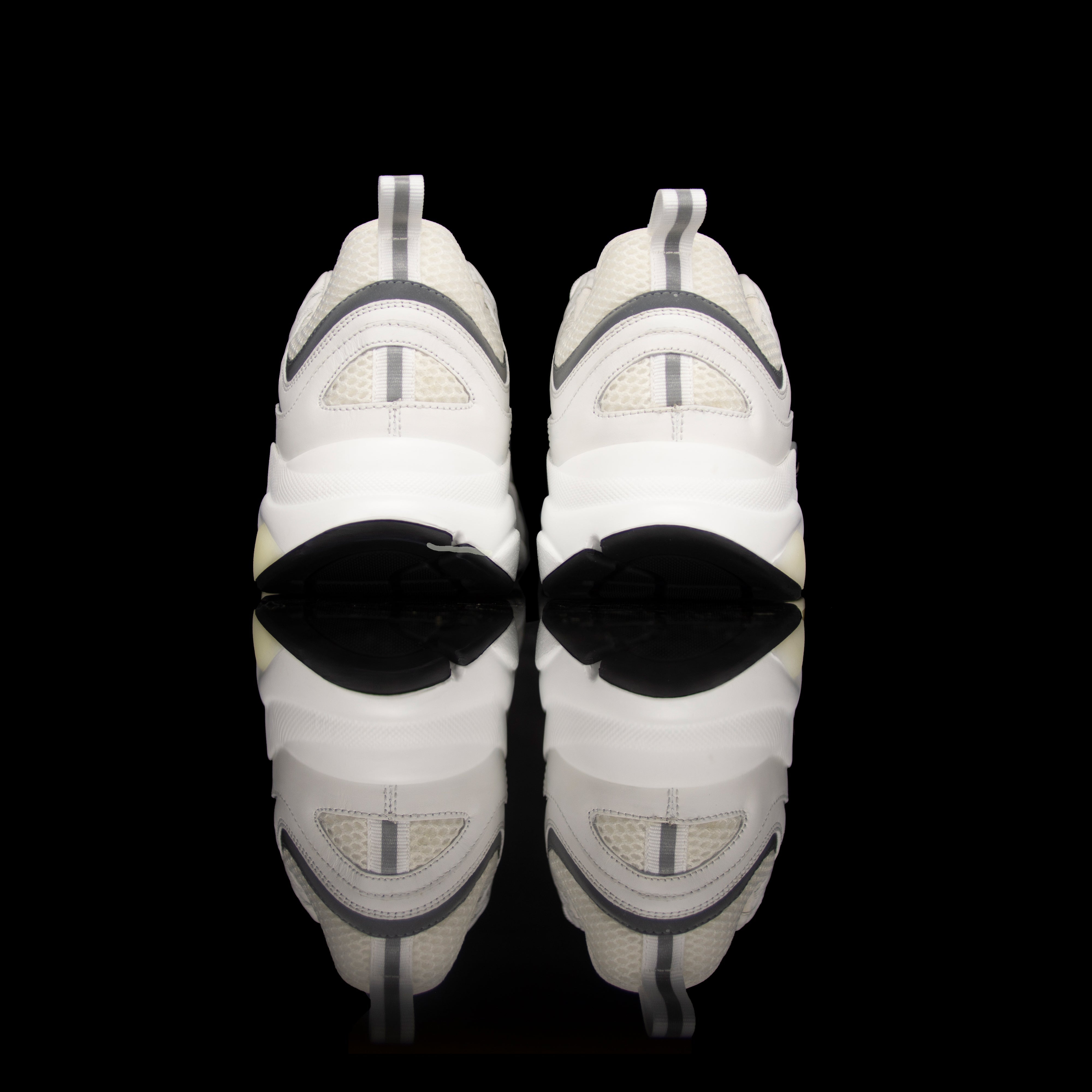 Dior Homme-B22 Sneakers-White technical knit and white calfskin Reflective Material on toe White cotton laces White nylon lining Black nylon pull tab Black rubber sole, textured “Dior Homme” logo “Welded” construction-fabriqe.com