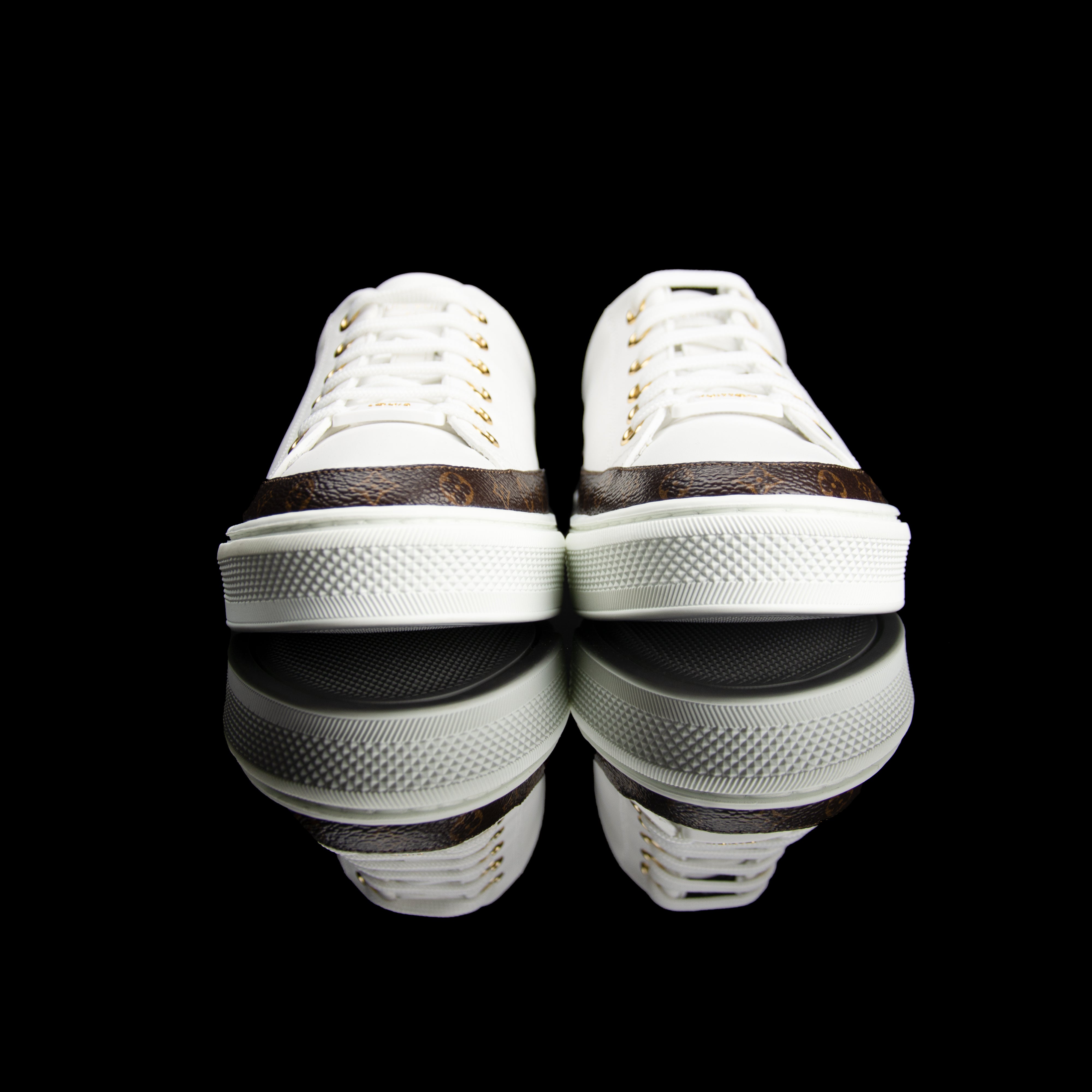 Louis Vuitton-Stellar Sneakers-Calf leather and patent Monogram canvas White Rubber outsole Made in Italy-fabriqe.com