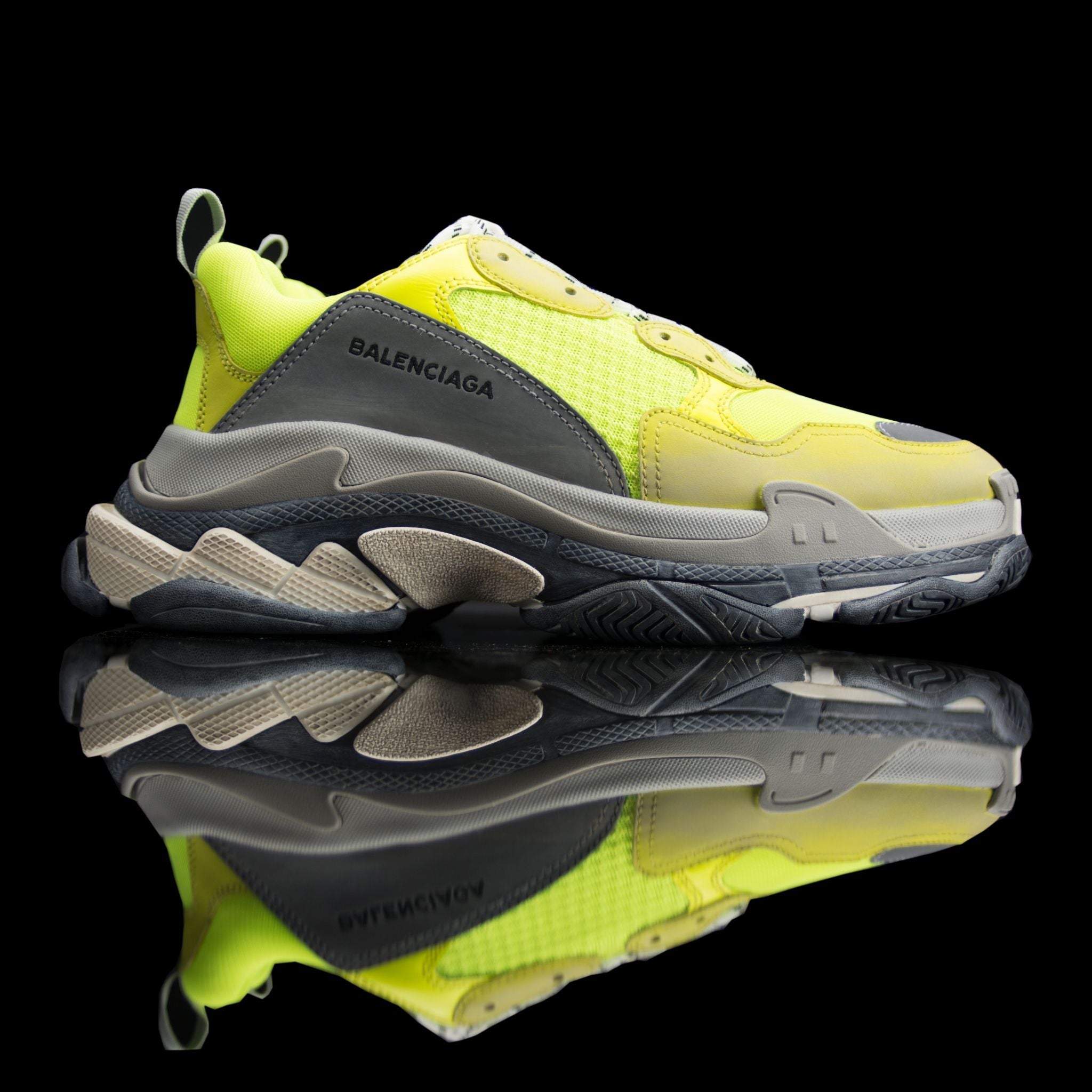 Balenciaga-Triple S-Product Code: 512176 W0901 1000 Colour: Yellow Limited Stock Material: Nubuck, Mesh, Rubber Sole-fabriqe.com