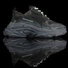 Balenciaga-Triple S-Product Code: 512176 W09O1 1000 Colour: Noir – Black Limited Stock Material: Nubuck, Mesh, Rubber Sole-fabriqe.com