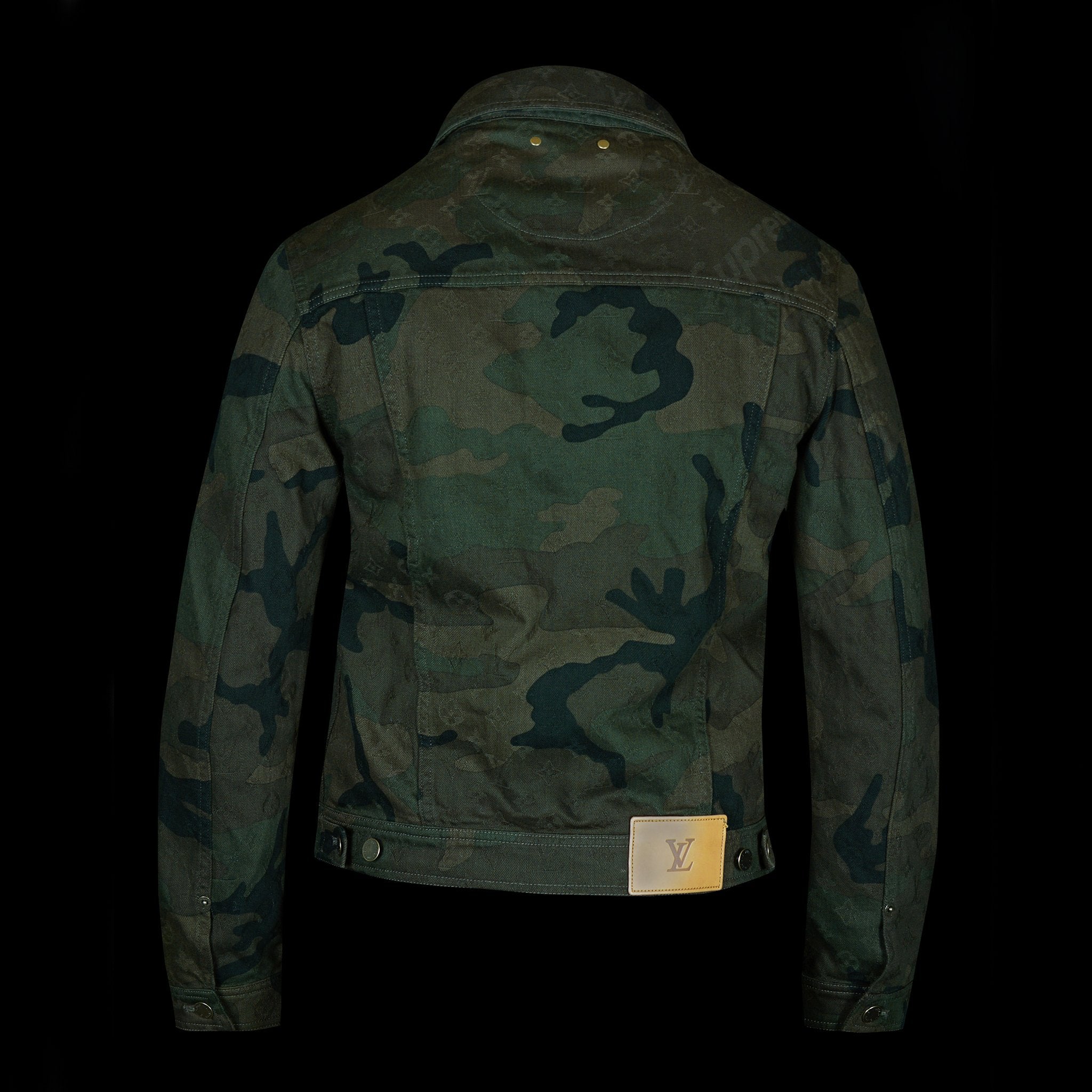 Louis Vuitton-Jacket-Release: 30.06.2017 Exclusive Colour: Camo Material: Denim-fabriqe.com