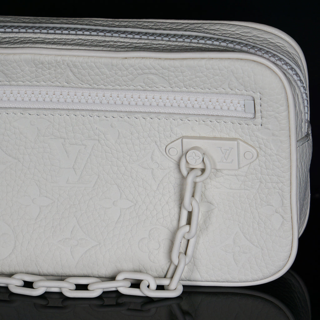Louis Vuitton-Clutch-WT-9.06 x 4.53 x 1.57 inches ( length x height x width ) L 21.3 x H 12 x W 4.8 cm/ L 8.4 x H 4.7 x W 1.9 inches Powder White Taurillon Monogram Cowhide leather Textile lining Tone-on-tone hardware Matte-effect resin chain Removable st