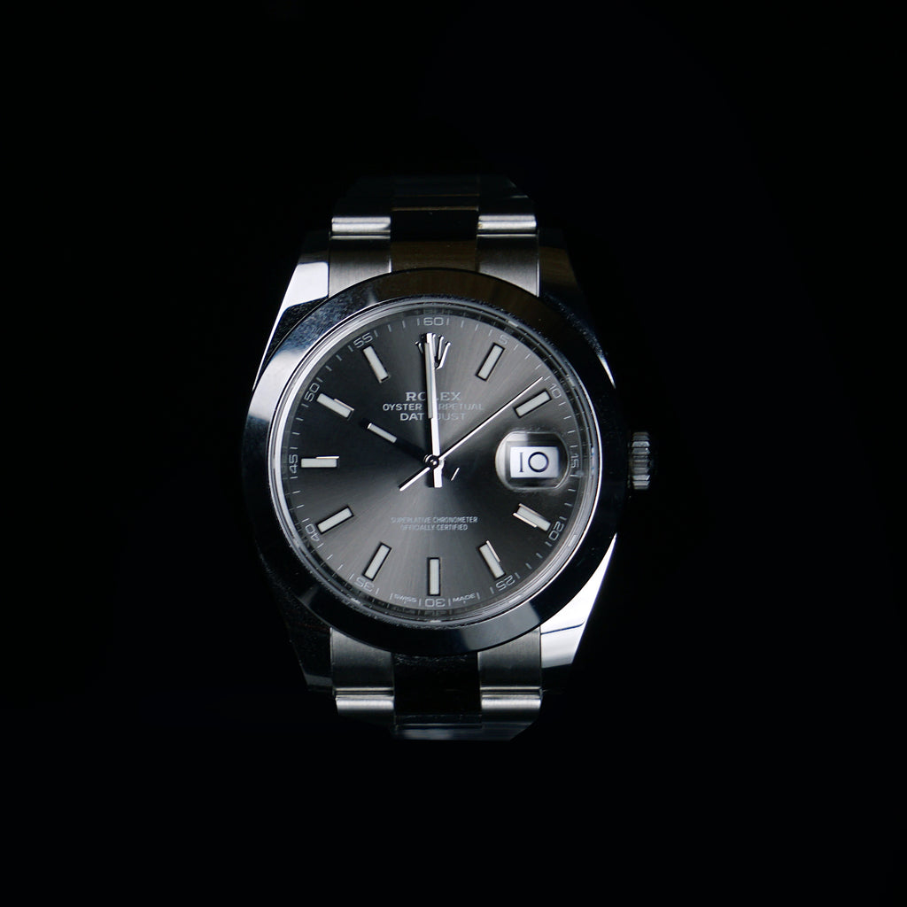 Rolex-Oyster Perpetual-Reference number : 116000 Brand: Rolex Model: Oyster Perpetual 36 Code: 1746A Movement: Automatic Case material : Steel Bracelet material: Steel Year : 2019 Condition: As New Original box, original papers Gender: Men's watch/Unisex 
