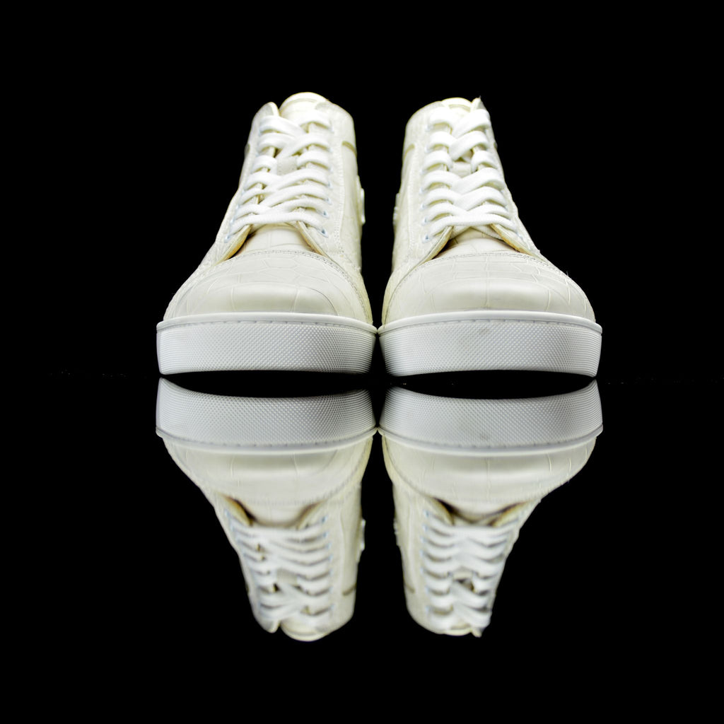 Christian Louboutin-Louis Flat High-Colour: White Release Date: 2017 Exclusive, Limited Release Material: Alligator Leather, Rubber Sole Mastered with Alligator Leather; Mens Christian Louboutin Louis Flat is on offer this season. Composed in Rich Cream c