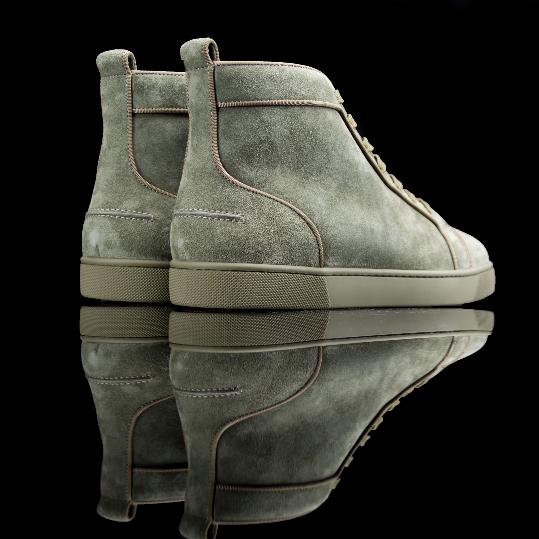 Christian Louboutin Louis Orlato Flat Poivre Vert Suede - Men Shoes 
