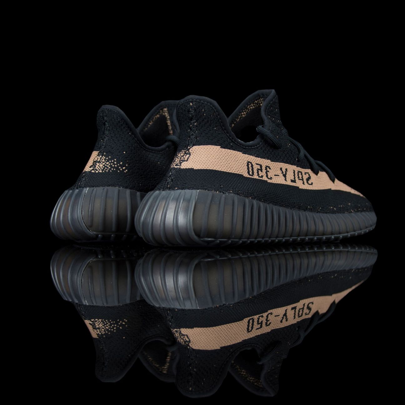 Adidas-Yeezy Boost 350-Product code: BY1605 Colour: Core Black/Copper/Core Black Year of release: 2016-fabriqe.com