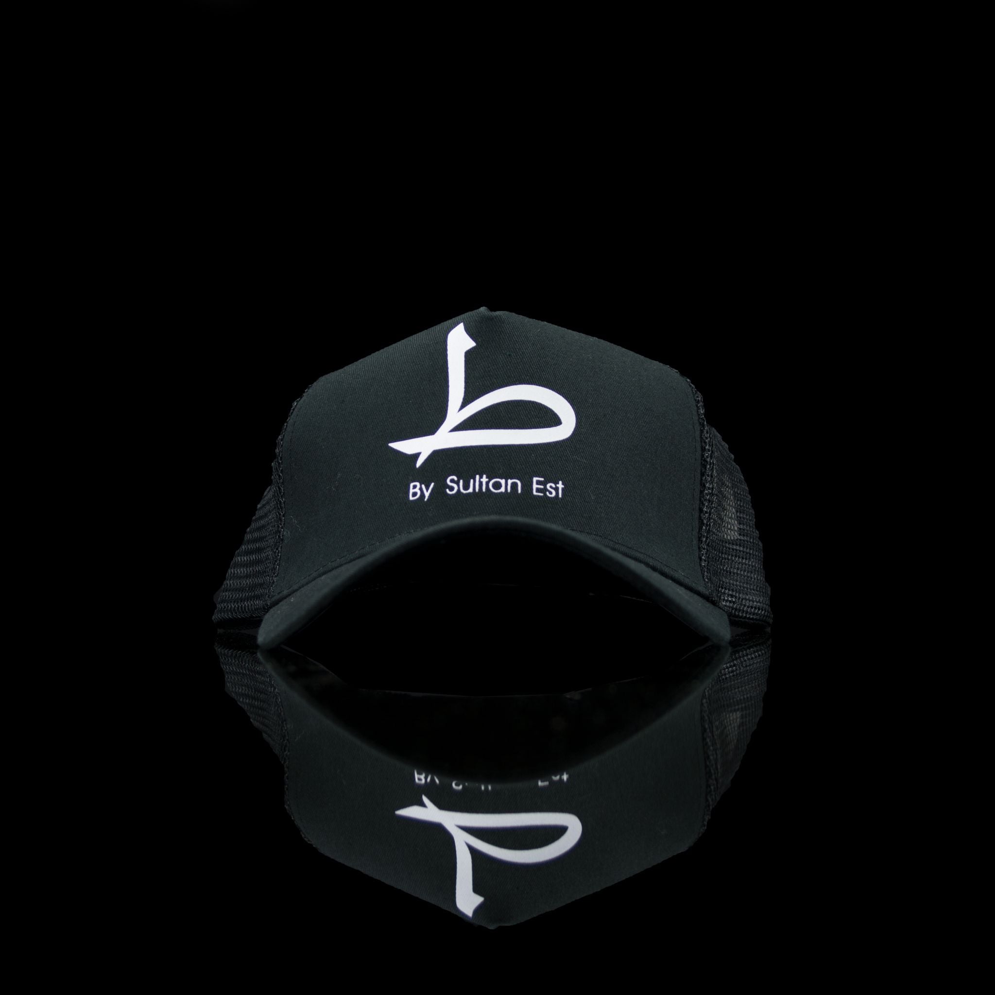 Sultan Est-Cap-Ra' (Arabic) One Size Fits All Black White-fabriqe.com