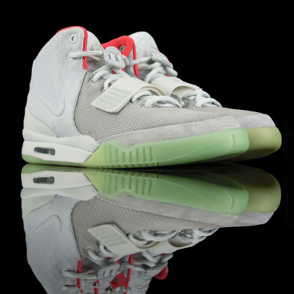 Nike-Air Yeezy 2-Product code: 508214-010 Colour: Year of release:-fabriqe.com