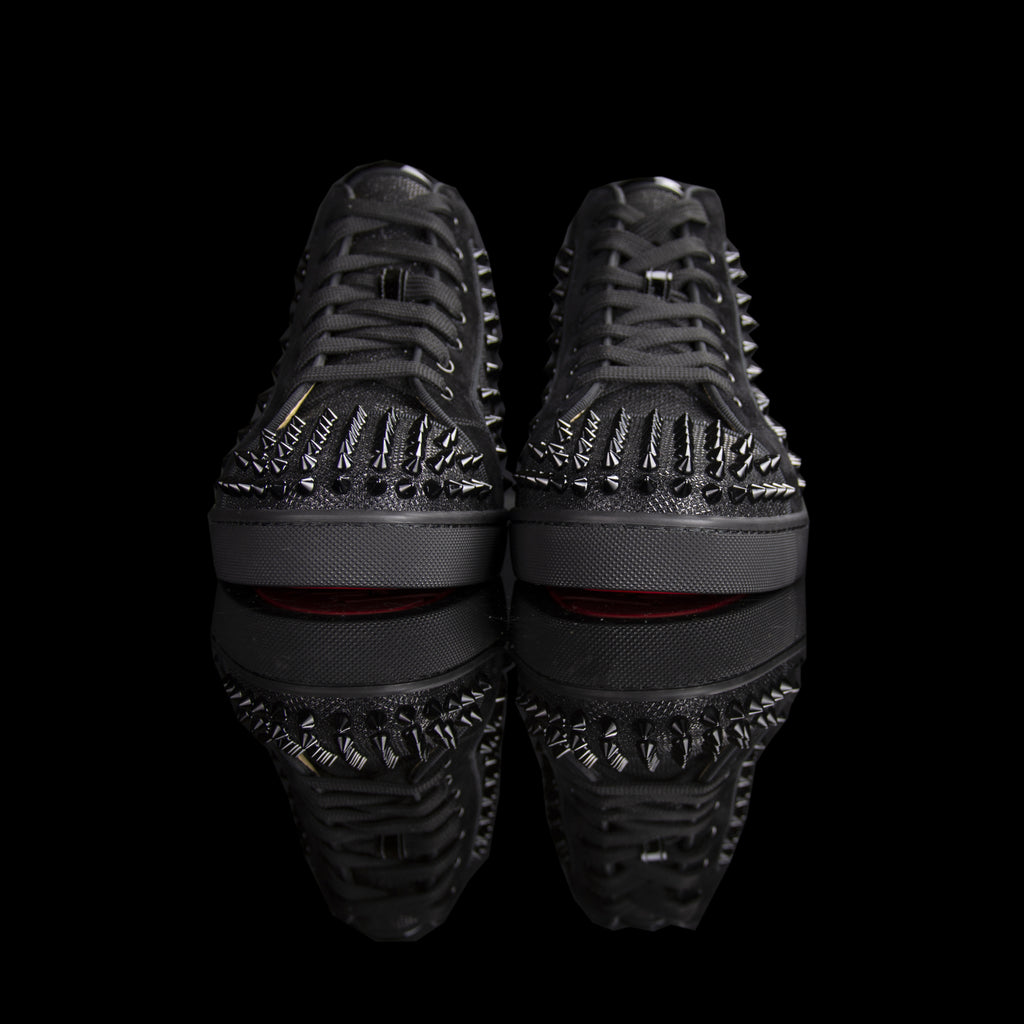Christian Louboutin-Louis Orlato Flat Spikes-Colour: Black 2018 Release Material: Metal Spikes, Patent back, Suede trimming. Metal Spikes Discontinued-fabriqe.com