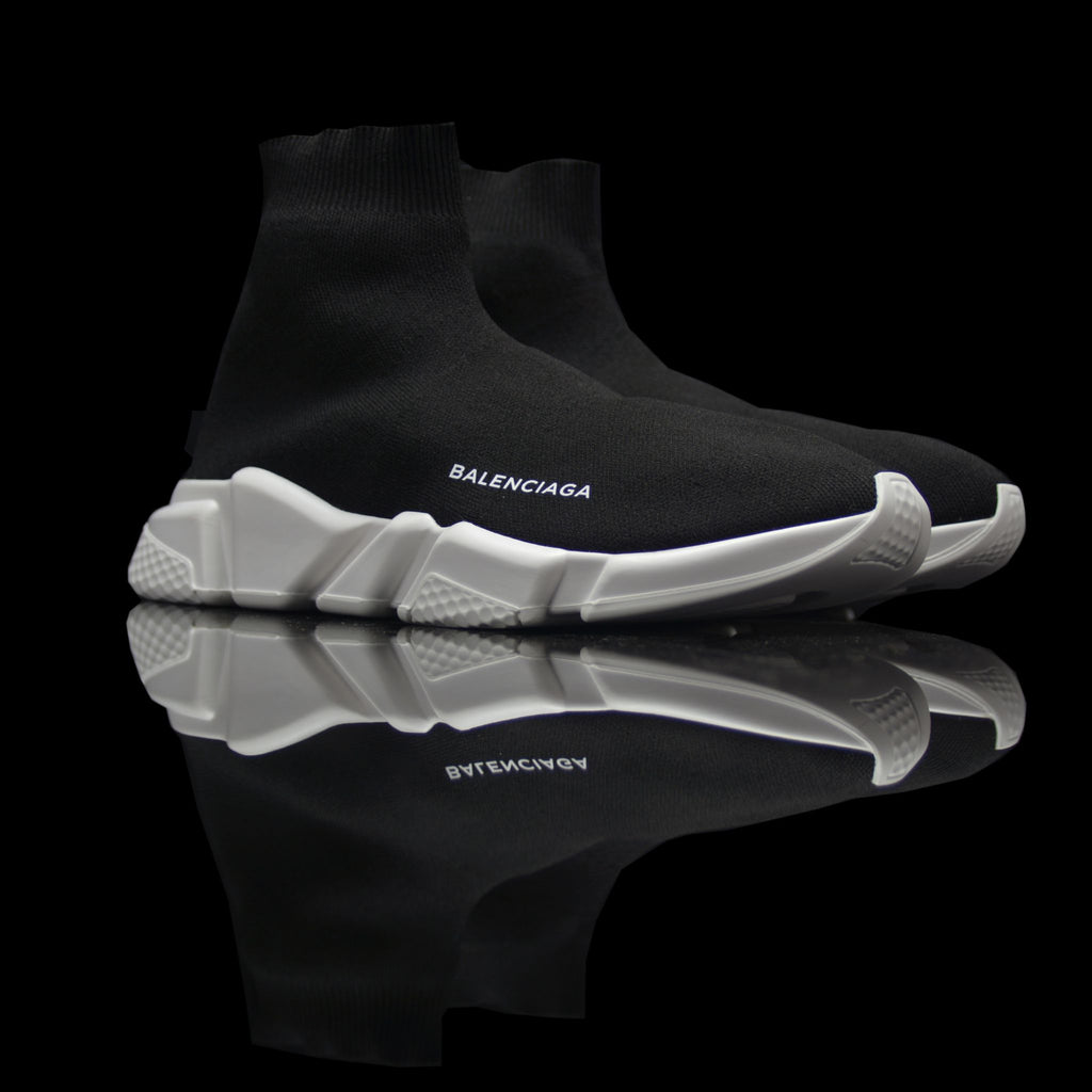 Balenciaga-Speed Knit-Product Code: 483502 W05G0 1000 Colour: Noir - Black White Limited Stock Material: Textile Sock, Rubber Sole Balenciaga Speed Knit Sock Racer Mid sneakers-fabriqe.com