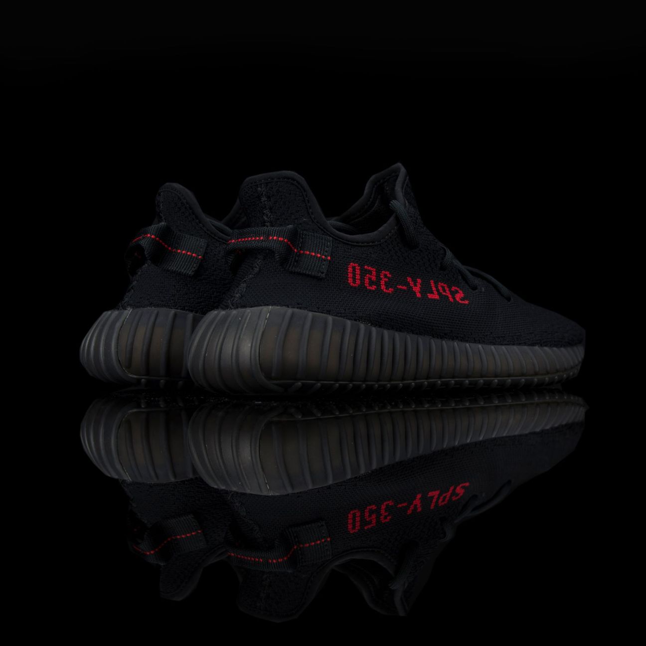 Adidas-Yeezy Boost 350-Product code: CP9652 Colour: Core Black/Core Black/Red Year of release: 2017-fabriqe.com